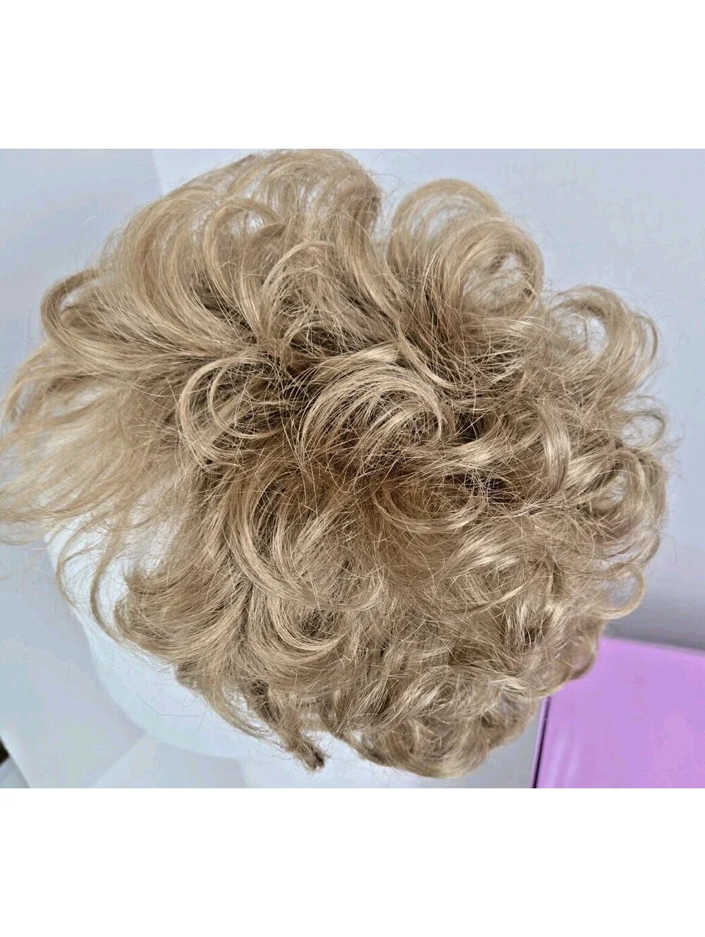 Paula Young Wig Blair Average Honey Blond 18/22 WhisperLite Wig